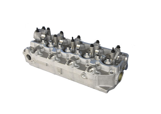 Engine Automobile Parts For Hyundai AMC908513 Cylinder Heads D4BH 4D56T