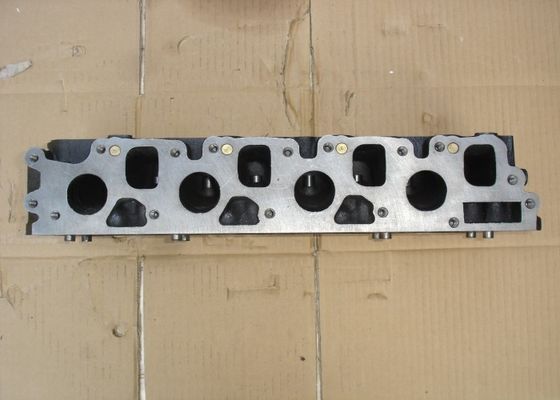 LD23 Cylinder Head 11039-7C001 11039-7C000 For Nissan Serena/Vanette 2283cc 2.4D 8v 1994-