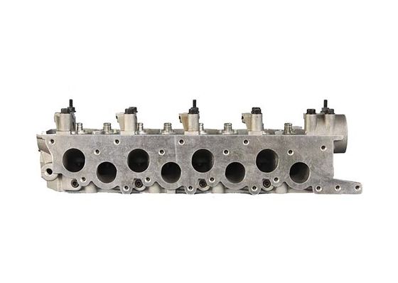 HYUNDAI D4BH 4D56T 4D56TD Car Engine Cylinder Head MD303750 MD348983 MD351277