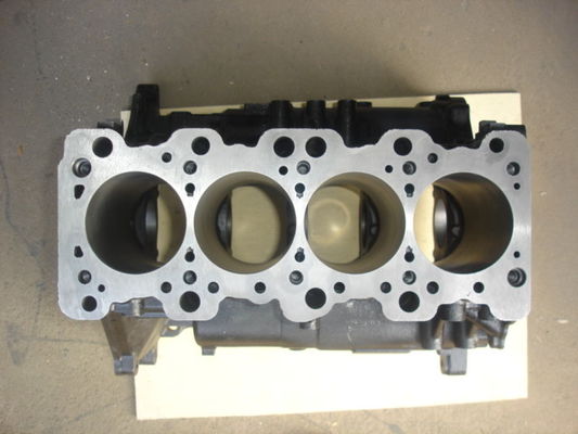 Professional Black Diesel Engine Cylinder Block For Mitsubishi 4G64/2.4L