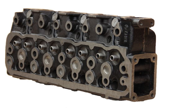 Cylinder Head For Mitsubishi 4D34t Me997711-4D34t Me990196-4D34t Me997799-4D34t